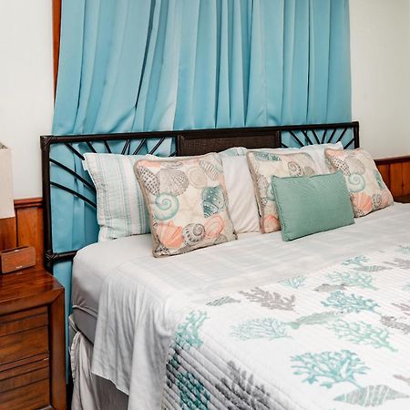 Dolphin Dreams Villa B3 San Pedro  Kültér fotó
