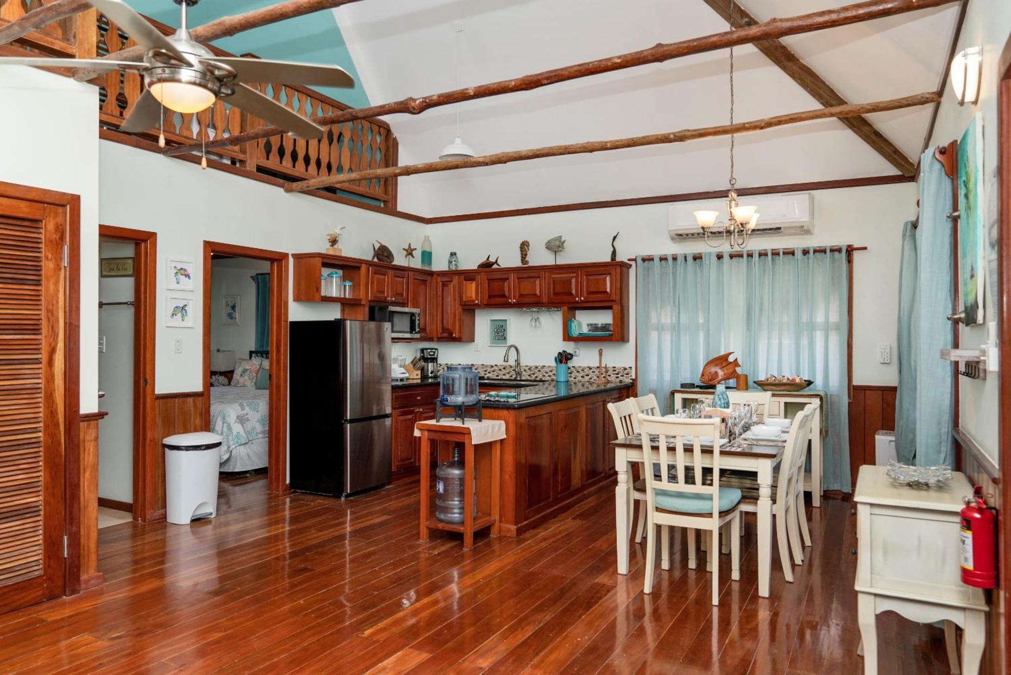 Dolphin Dreams Villa B3 San Pedro  Kültér fotó