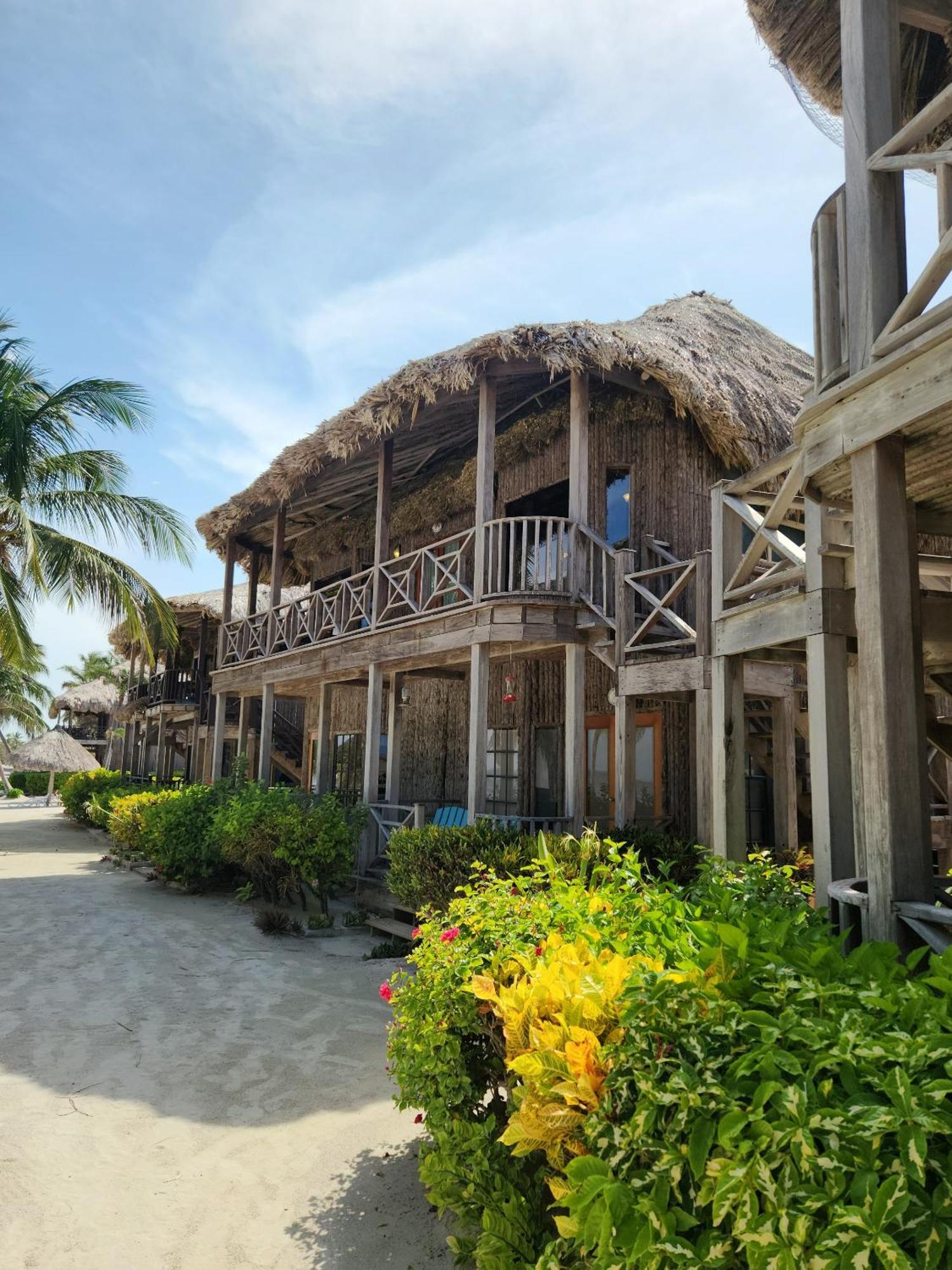 Dolphin Dreams Villa B3 San Pedro  Kültér fotó